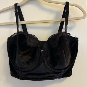 Victoria's Secret Black Underwire Bra with Adjustable Straps